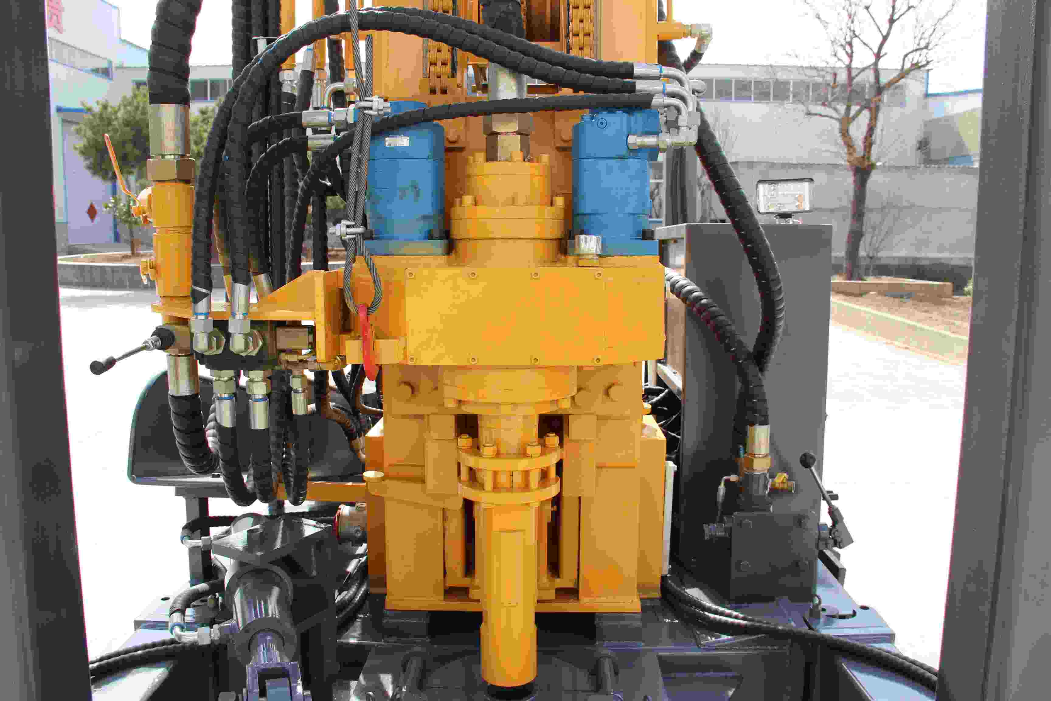 Hydraulic power head Hydraulic power head