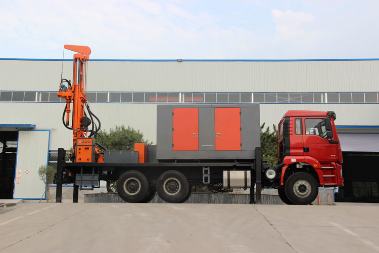 Truck-Mounted Water Well Drilling Rig.jpg Truck-Mounted Water Well Drilling Rig.jpg